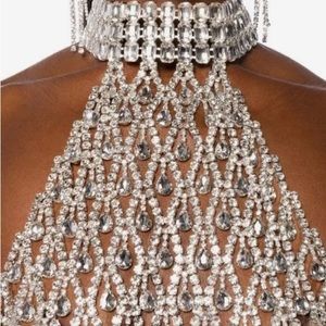 Akira silver chain top with gems